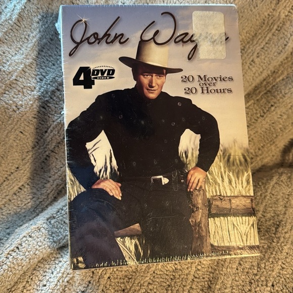 John Wayne 4 DVD Set 20 Movies over 20 Hours!  See Pics for Titles- Rare Find! - Picture 12 of 12